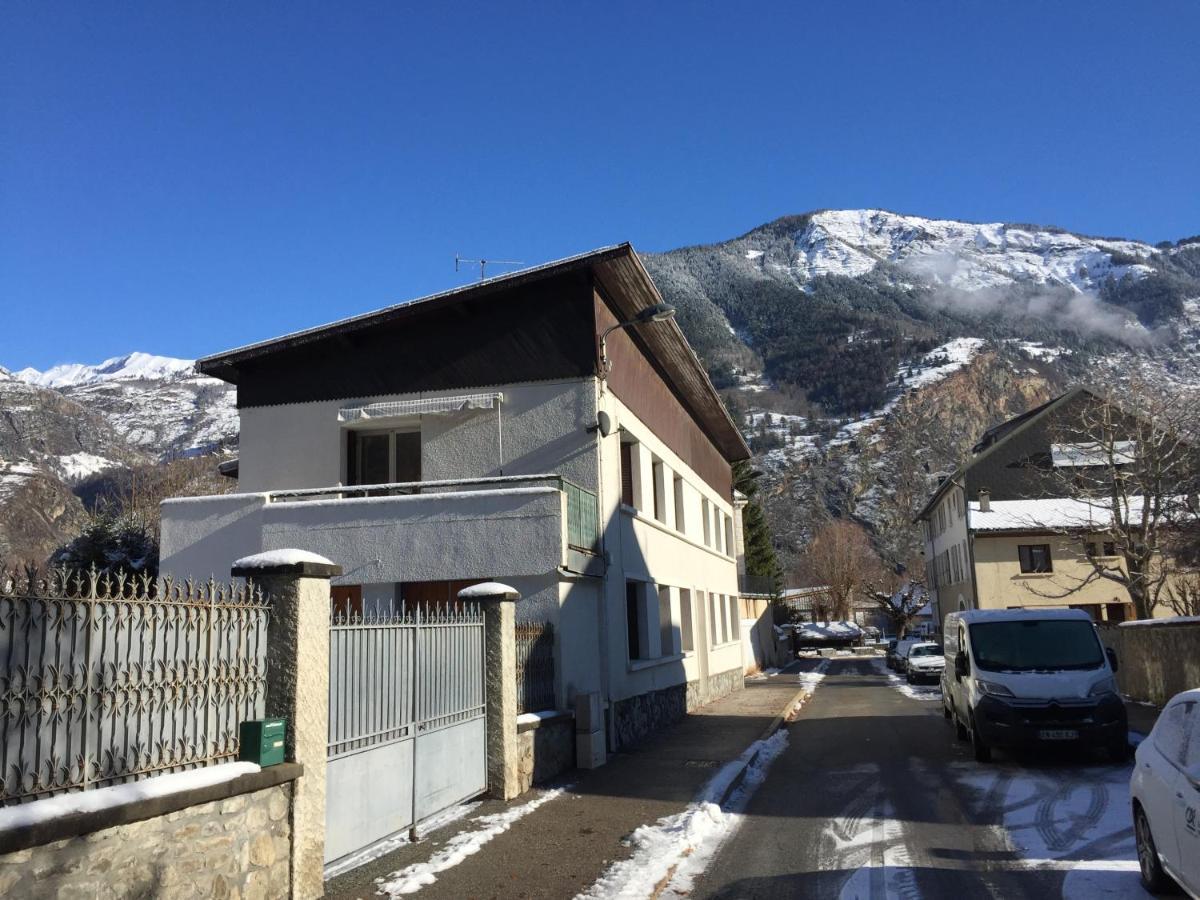 Superbe Appartement A Bourg D'Oisans Avec Terrasse Sud Le Bourg-dʼOisans Buitenkant foto