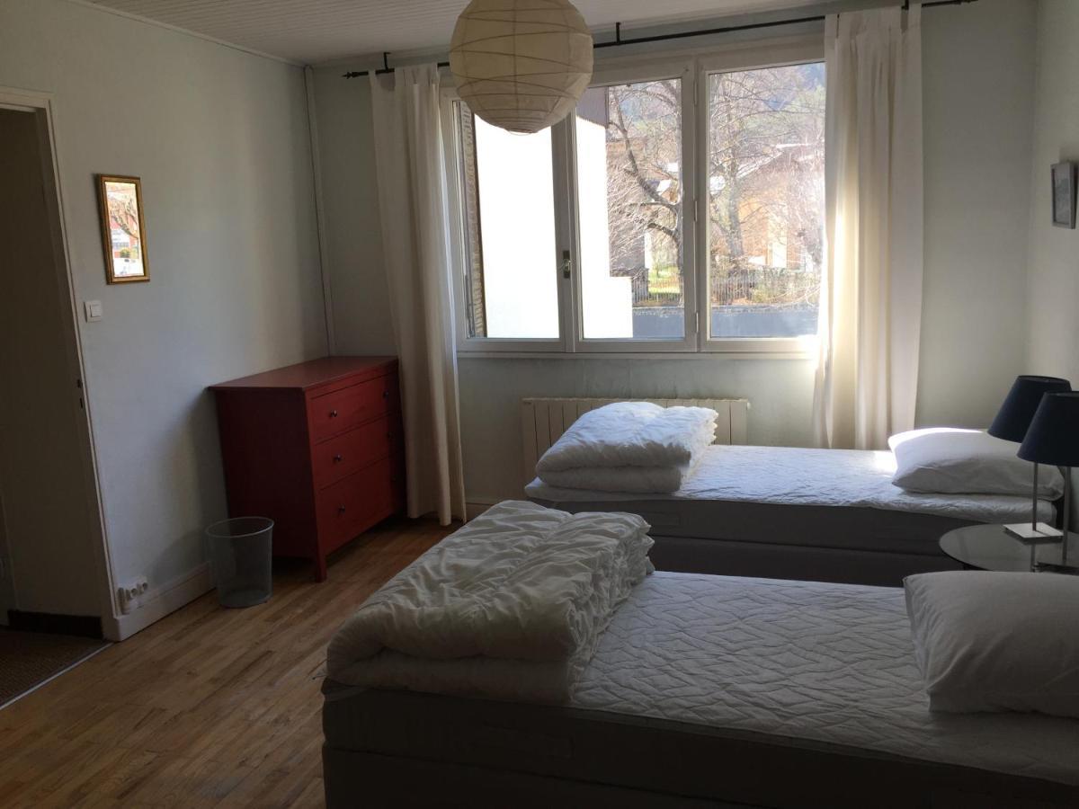 Superbe Appartement A Bourg D'Oisans Avec Terrasse Sud Le Bourg-dʼOisans Buitenkant foto